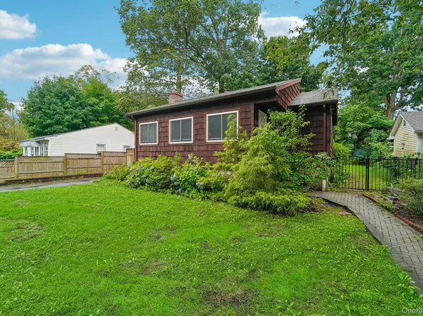16 Rogers Lane, Yorktown Heights, NY 10598