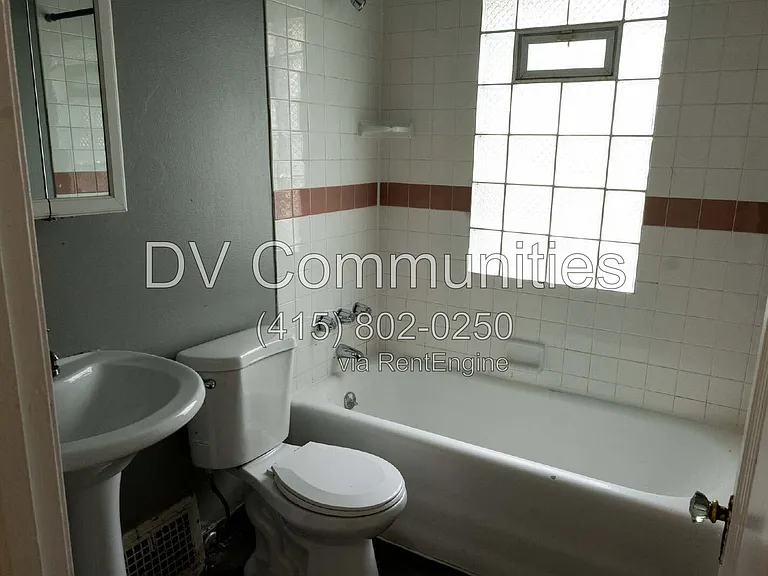 1504 Sherbrook Rd #1 — Photo 44