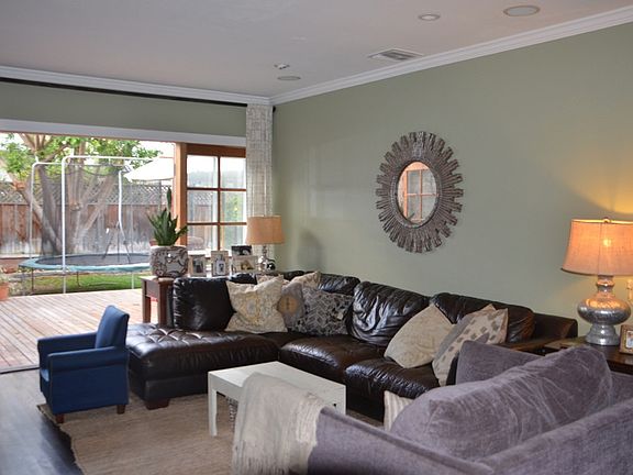 5th image of 5523 W 141st St