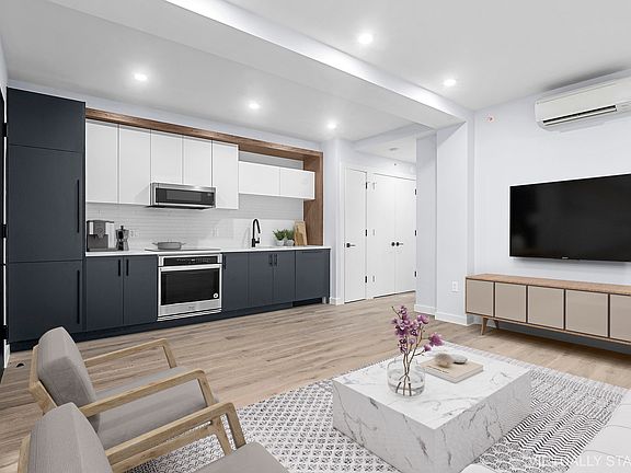 3rd image of 511 Evergreen Ave #2A
