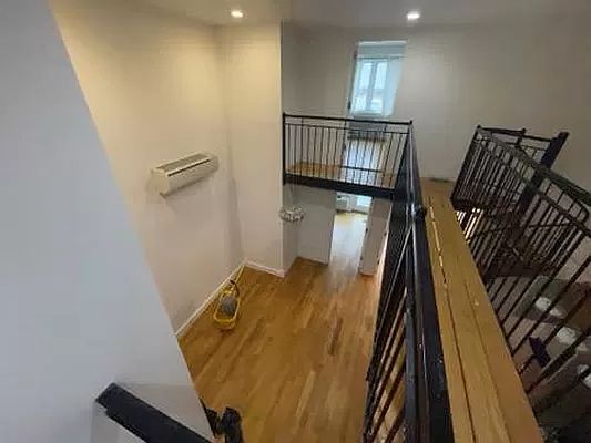 3rd image of 588 Myrtle Ave #321