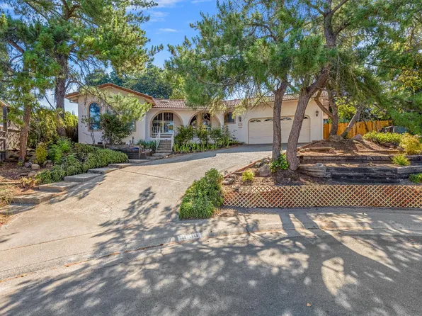 5008 Tanaka Ct, Fair Oaks, CA 95628