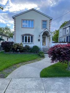 35-26 208th Street, Flushing, NY, 11361