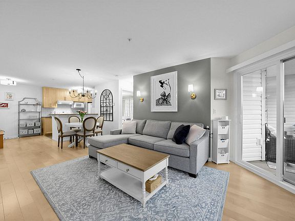 4th image of 7139 18th Ave #211