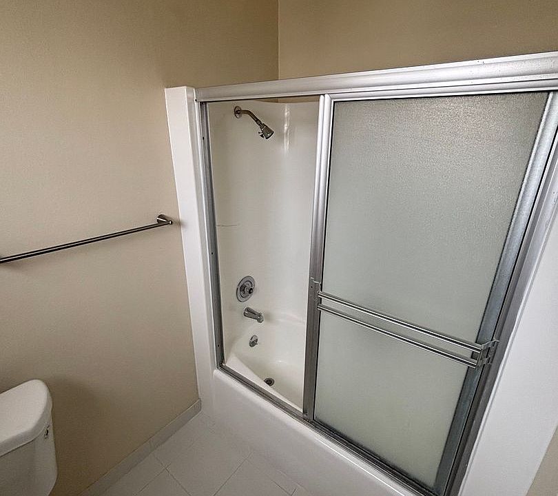 1st image of 1776-1786 W Glencrest Ave #76-10