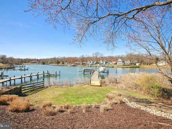 1844 Chesapeake Rd, Pasadena, MD 21122