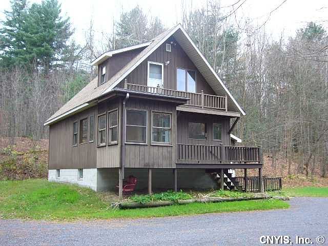 1st image of 3 Kingswood Dr