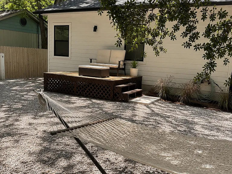 1126 Terry Dr #B — Photo 4
