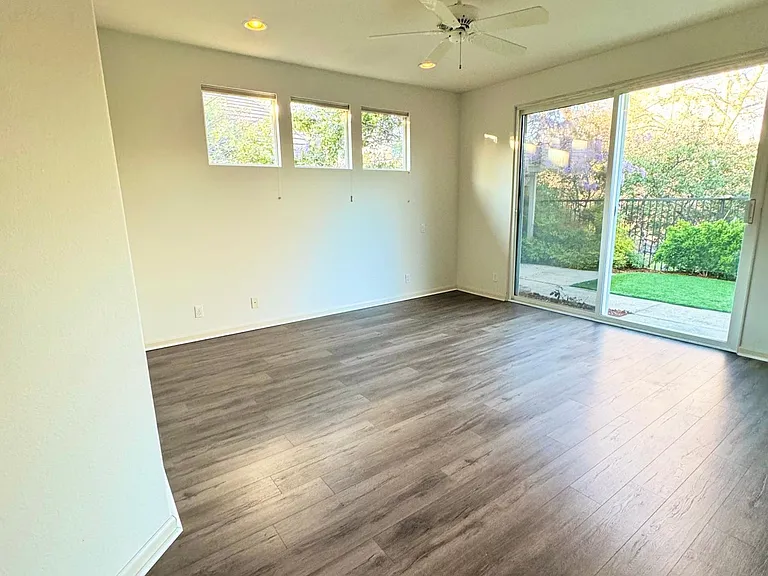 4025 Ironwood Dr — Photo 12