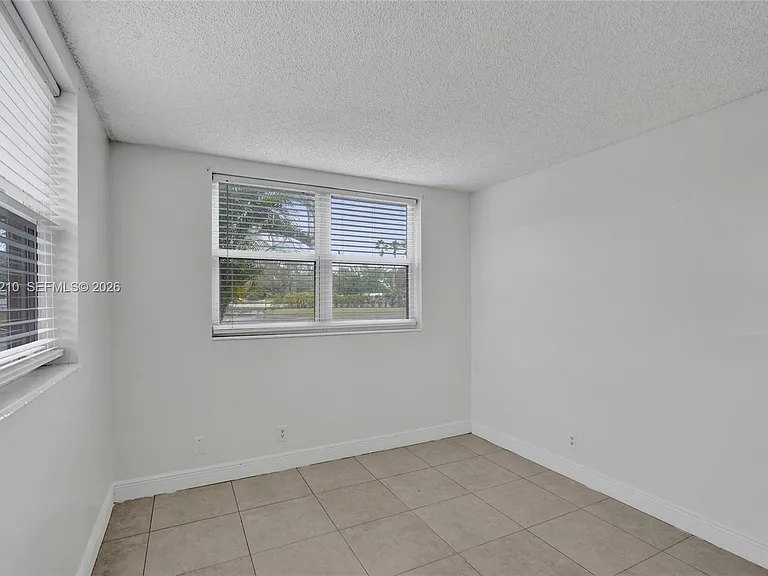 3051 NW 46th Ave #101 — Photo 20