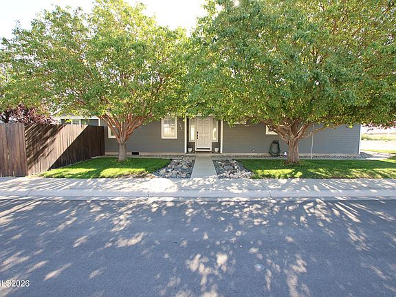 2nd image of 396 Sprague Dr