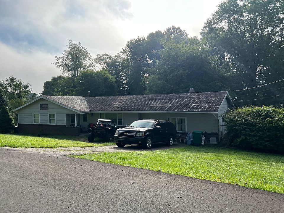 2nd image of 155 Green Acres Dr