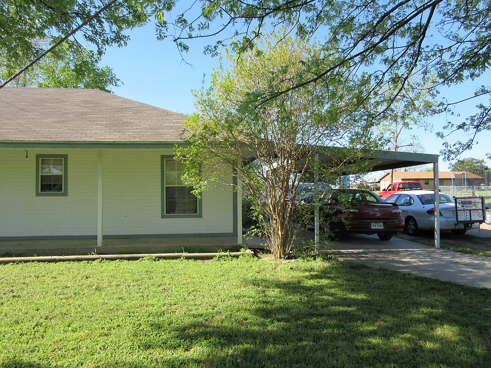 107 E Walker Ave, Oglesby, TX 76561 Zillow