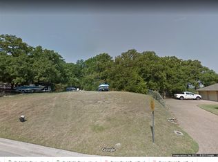 691 Harbor Dr N, Azle, TX 76020