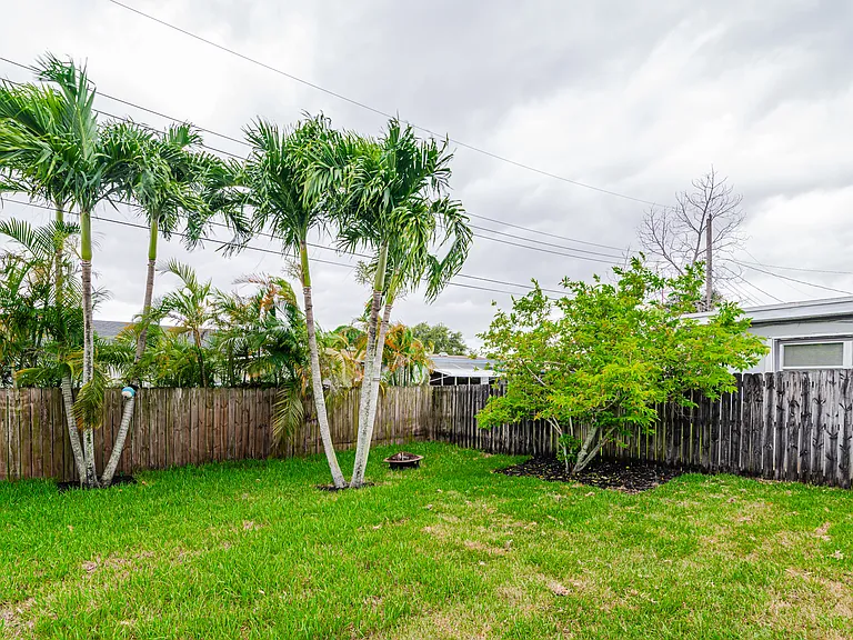 8570 NW 15th Ct — Photo 56