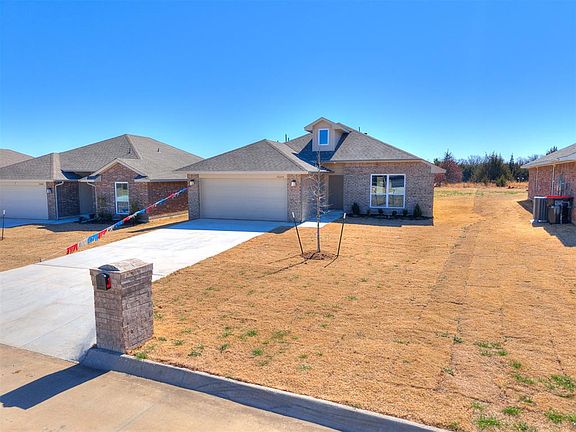 5th image of 20674 Brush Creek Blvd