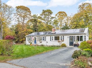 128 Lakeside Dr, Barnstable, MA 02630