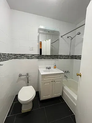 Rented by null | media 7