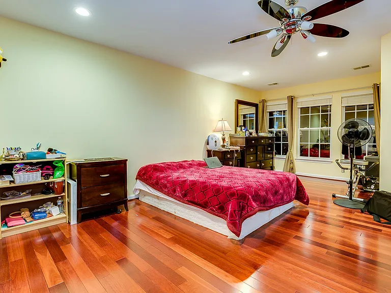 13665 Saint Johns Wood Pl — Photo 20