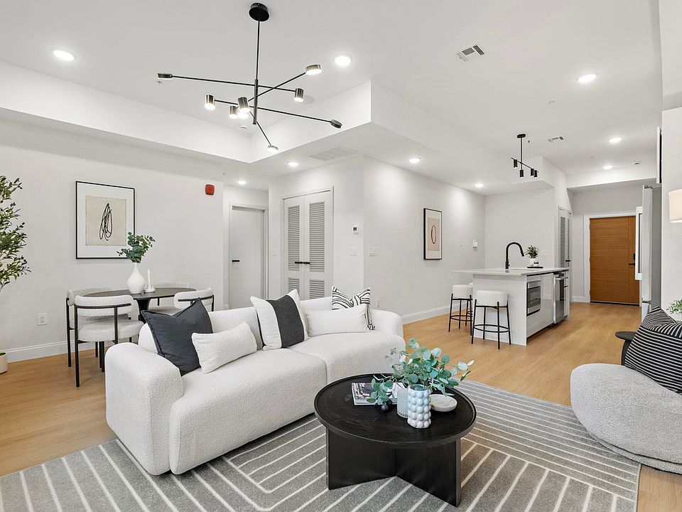 1st image of 192 Cambridge Ave Floor 2