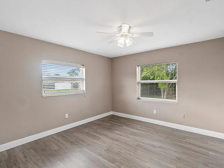 4784 Alfresco St — Photo 19