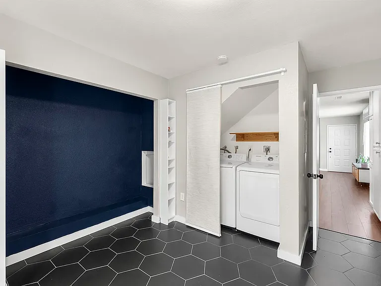 3338 Herman Ave #5 — Photo 9