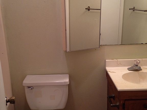 3rd image of 1101 Deesport St APT C