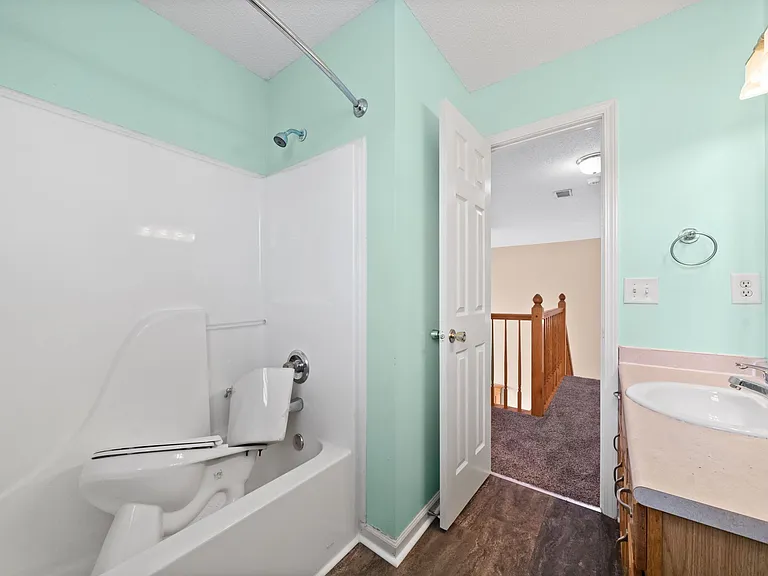 3404 Dresden Way — Photo 24