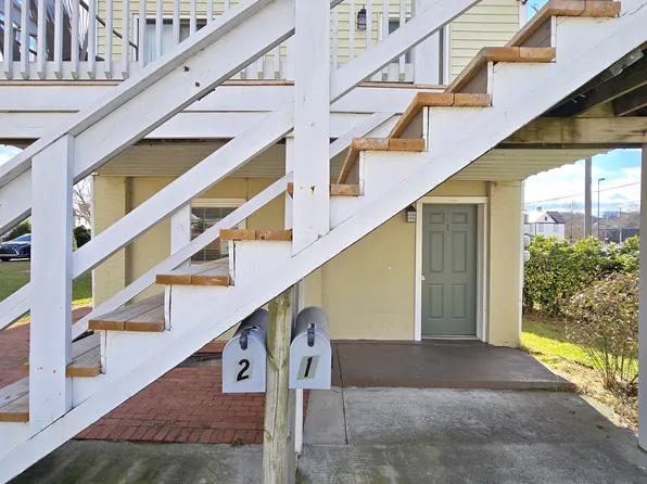 (undisclosed Address), Elizabethton, TN 37643