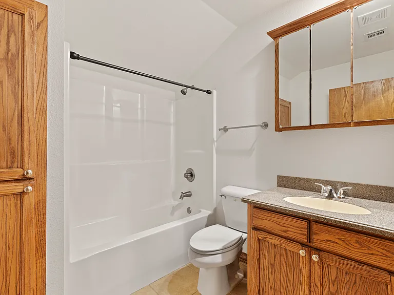 524 E Greenbriar Cir #524 — Photo 40