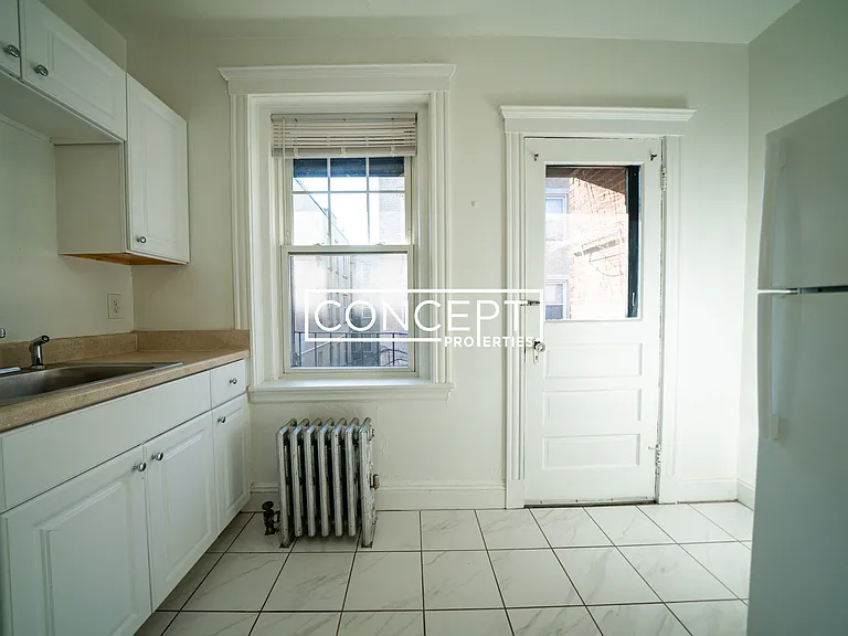 58 Selkirk Rd #9 — Photo 15