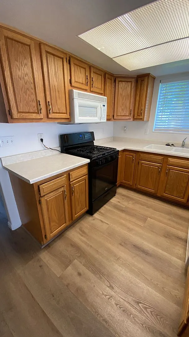 168 Coventry Place Logan UT 84341 — Photo 2