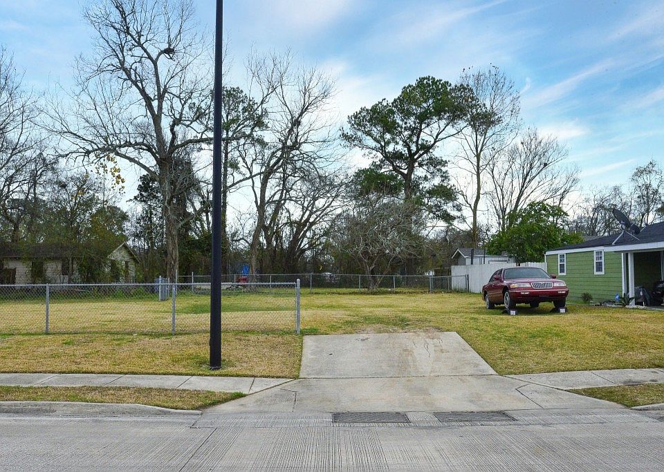 2nd image of 508 N Enterprise Blvd