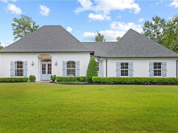 2241 Caroline St, Mandeville, LA 70448