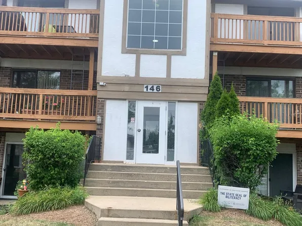 146 S La Londe Ave APT 3B, Addison, IL 60101