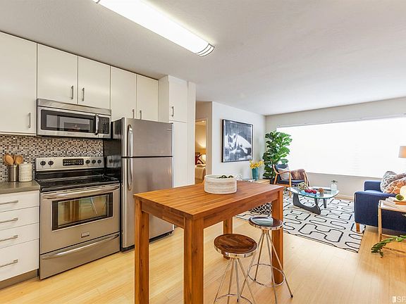 3rd image of 235 Waller St APT 3