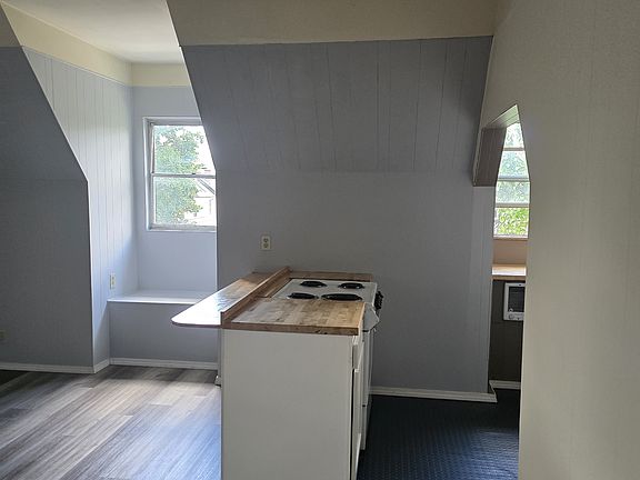 2nd image of 1100 N Negley Ave APT 7