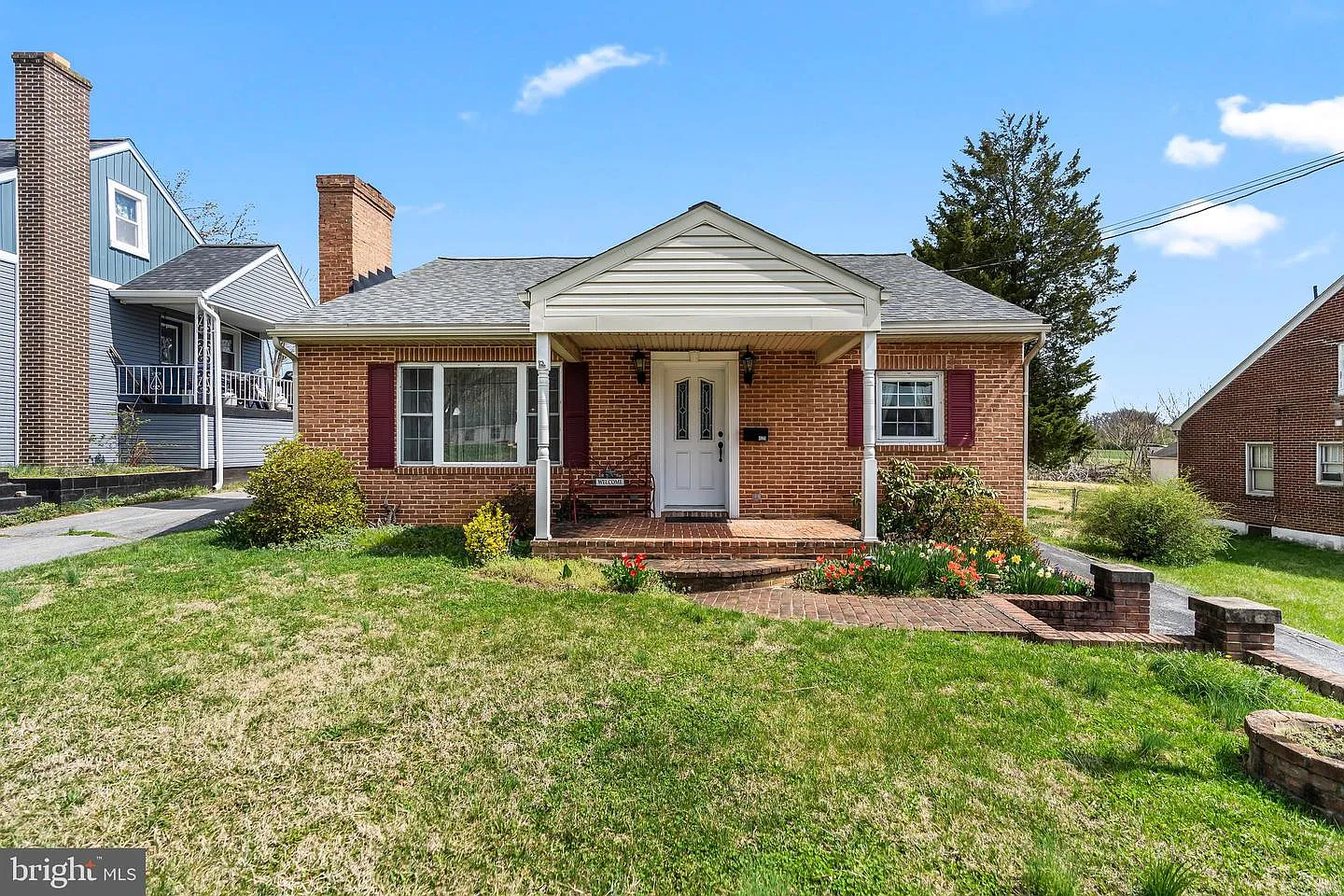 425 S Artizan St photo 1