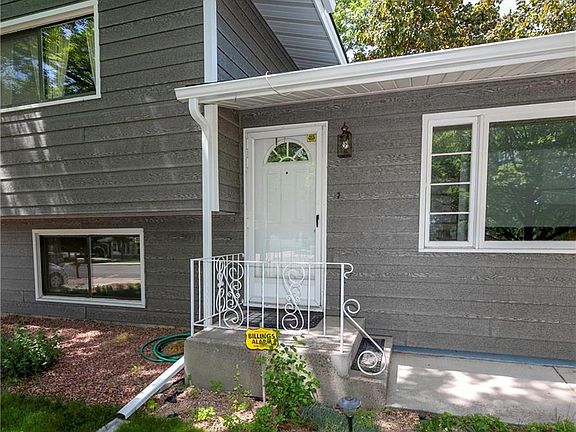 2nd image of 2214 22nd St W