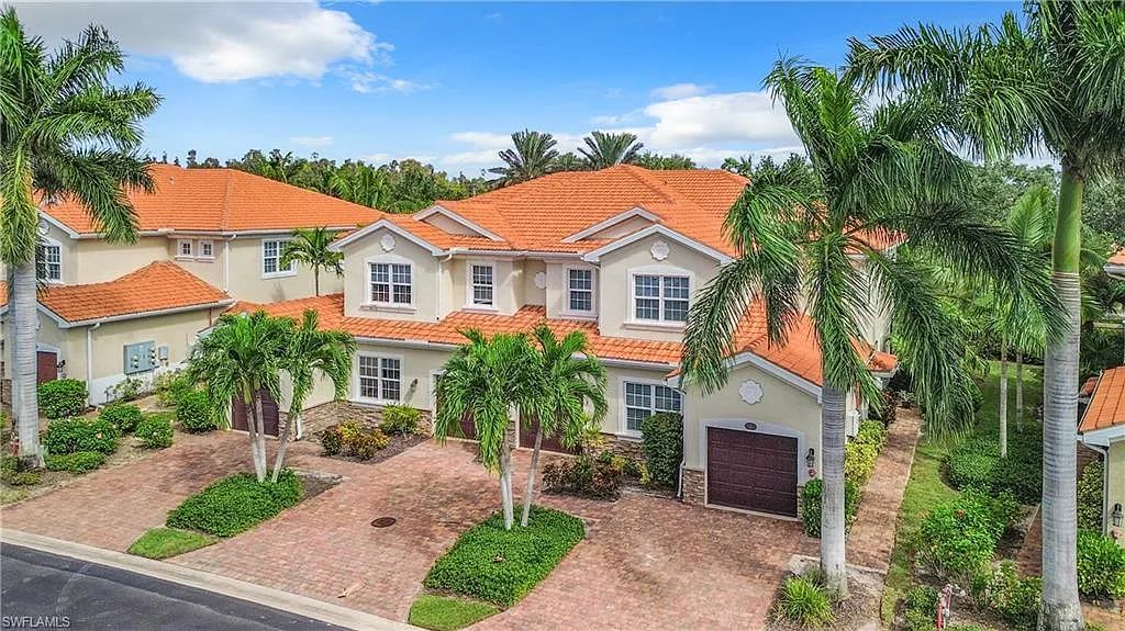 2 bed, 2.0 bath, 1402 sqft, $2,300 — Photo 4