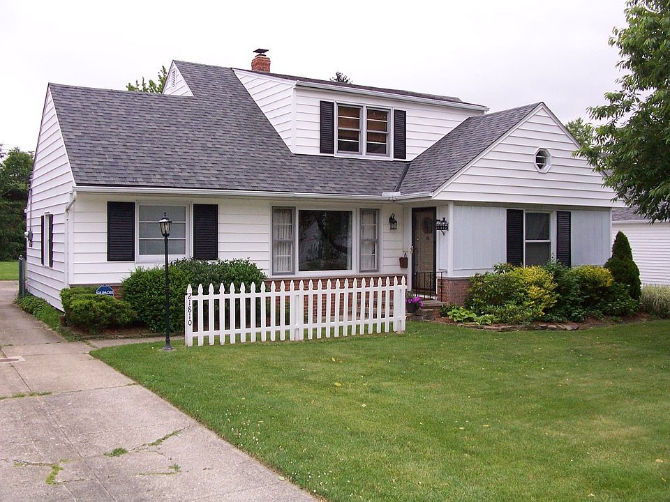 Front view, 21810 Halworth Road, Beachwood, Ohio