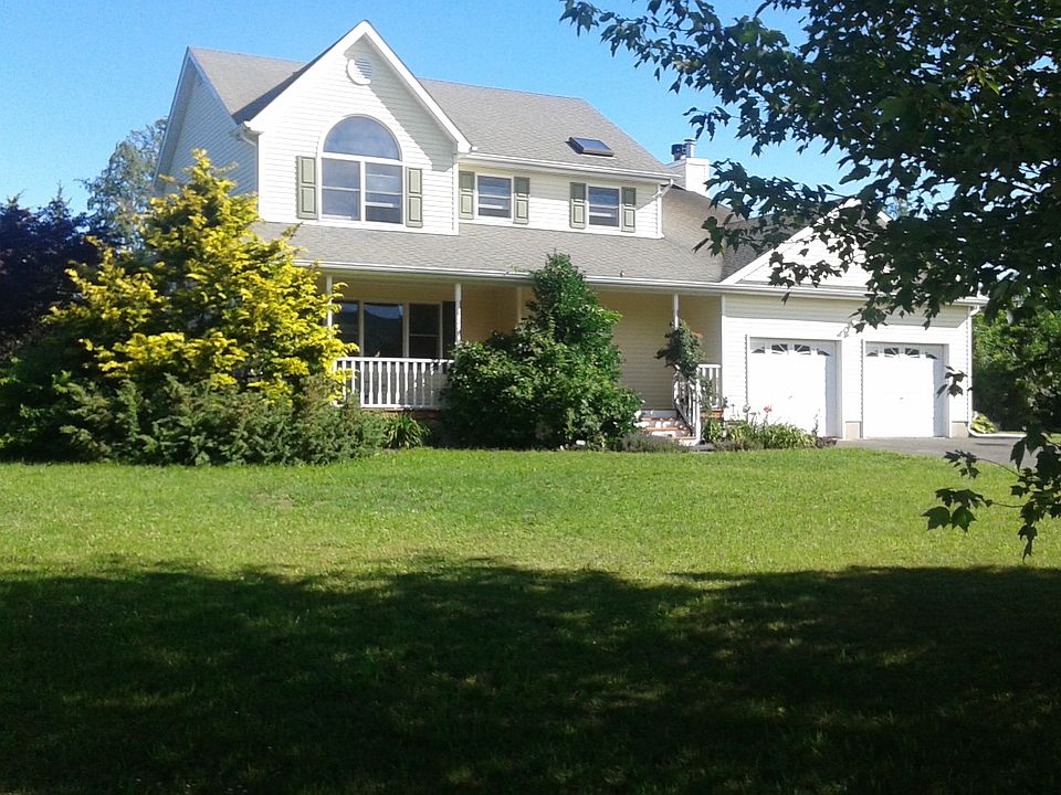 1st image of 520 Harvest Ln