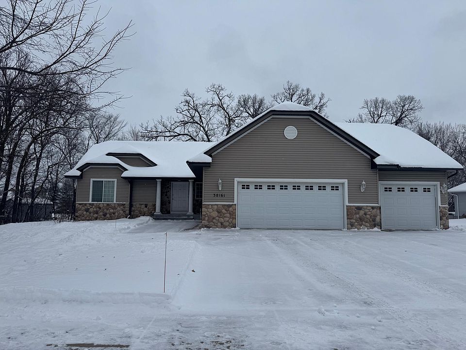 1st image of 38161 Fieldstone Dr