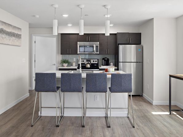 1814 12th Ave S APT 405