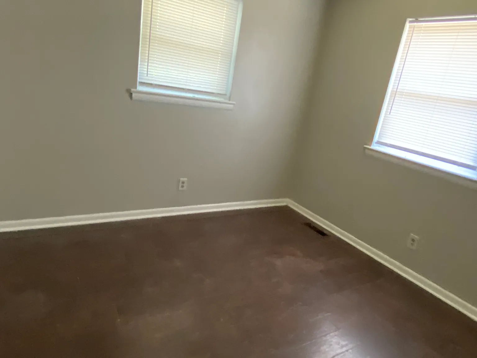 2 bed, 772 sqft, $1,200 — Photo 3