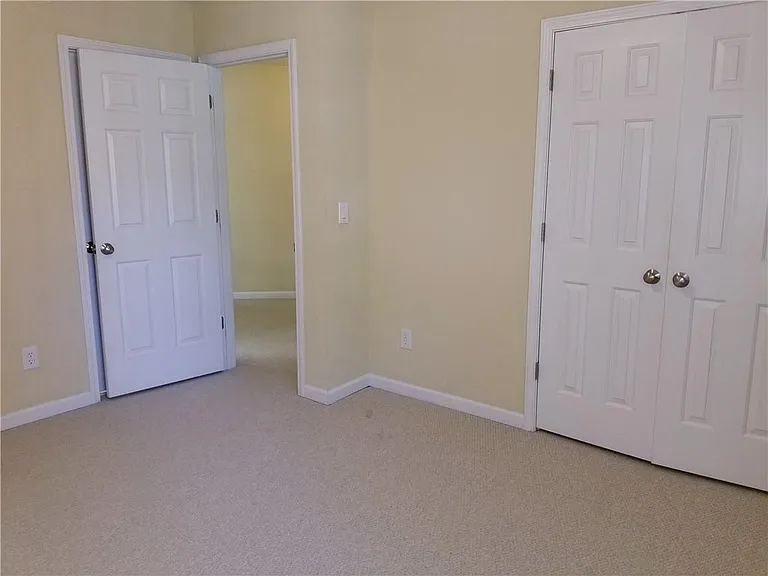 3363 Stoneham Dr — Photo 10