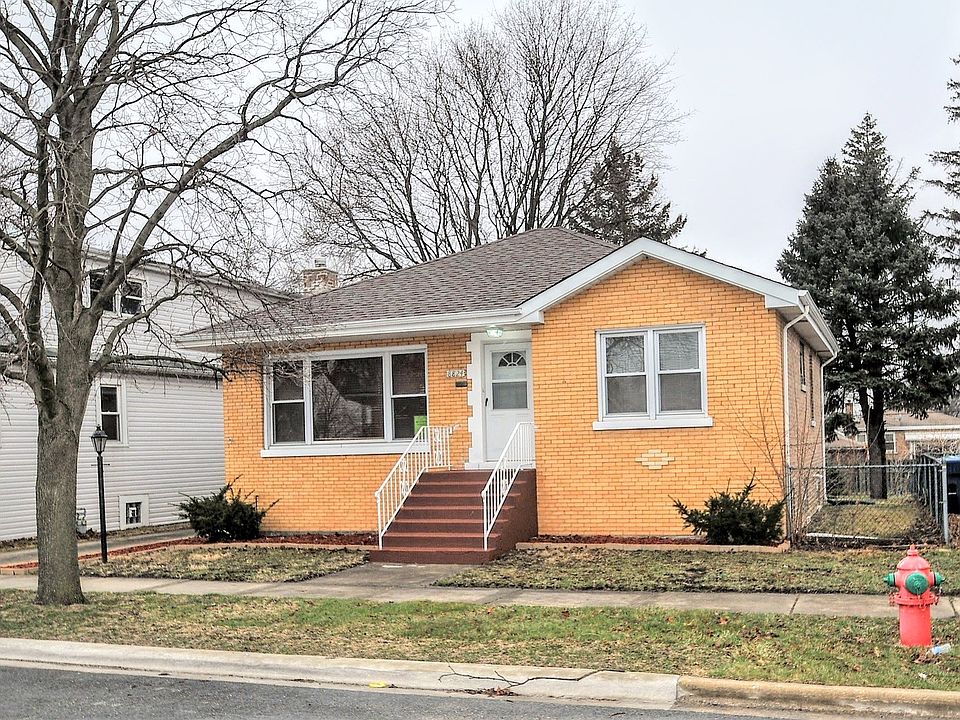 1st image of 8824 S Talman Ave