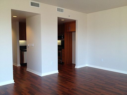 4th image of 38 N Almaden Blvd Unit 1701