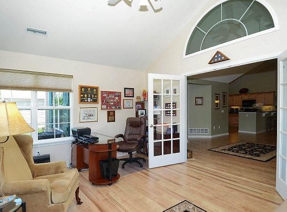 5th image of 851 Birchwood Trl #29