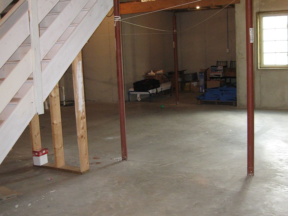1st image of 37 Dawkins Dr
